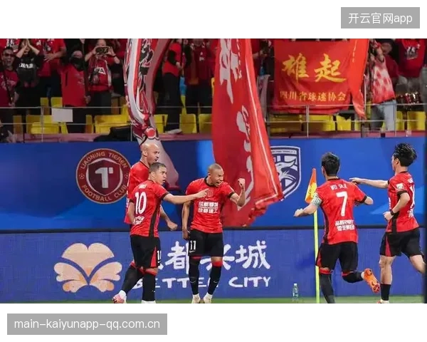 卡佩罗与阿莫林：足球王者的“逆袭之战”背后的故事
